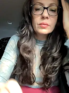 BeautifulMesss online show from 10/24/25, 03:41