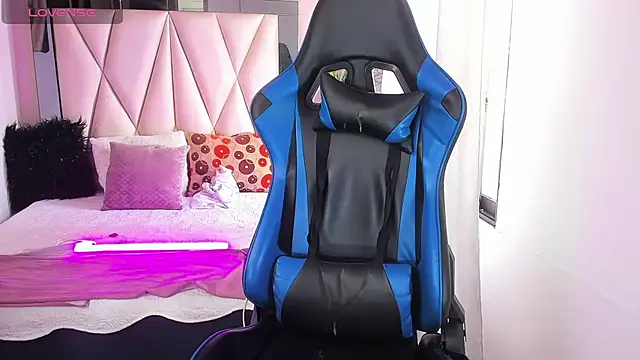 Backsex boy online show from 03/05/25, 03:40