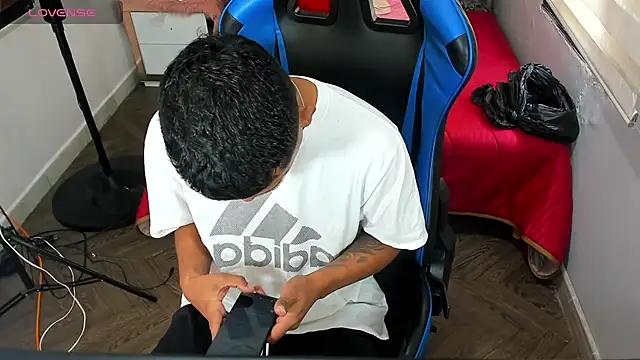 Backsex boy online show from 11/01/25, 03:36