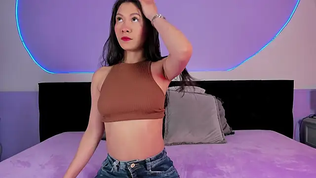 Julieta Cortes   online show from 11/25/25, 12:16