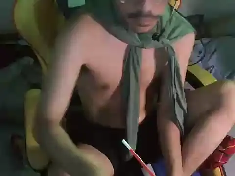 cloudyth1994 online show from 12/23/24, 07:20