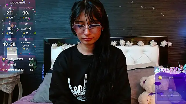 NayeCloud online show from 03/13/25, 09:54