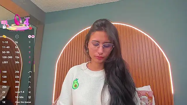 NayeCloud online show from 01/08/26, 03:42