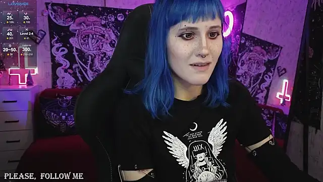 little Elika online show from 01/12/25, 11:04