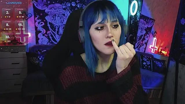 little Elika online show from 03/22/25, 10:04