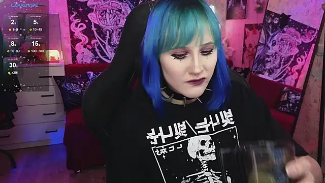 little Elika online show from 10/03/25, 09:56