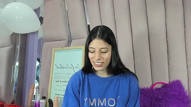 Sasha Petitte online show from 09/12/25, 04:12