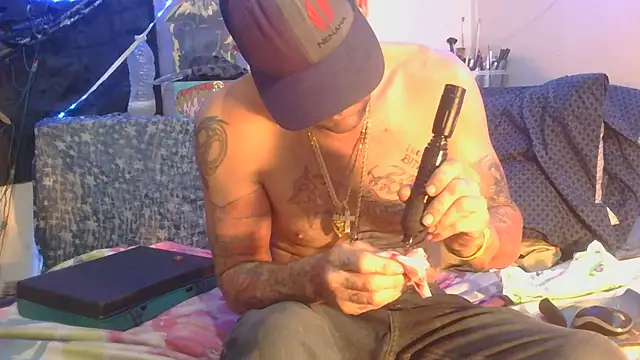 TheOneYouLove69 online show from 11/17/25, 07:14