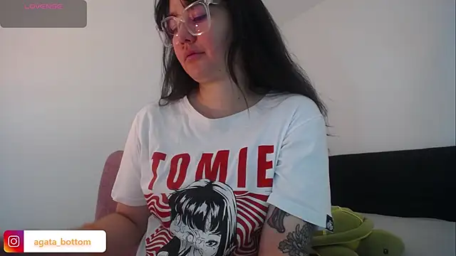 NewAgatha Bolton online show from 10/06/25, 09:34