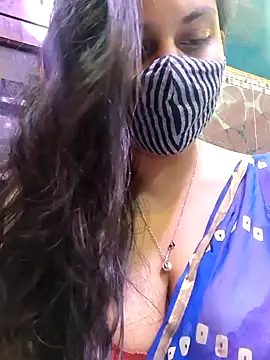 HaaniKaur online show from 01/15/25, 04:54