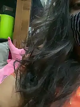 HaaniKaur online show from 03/06/25, 05:22