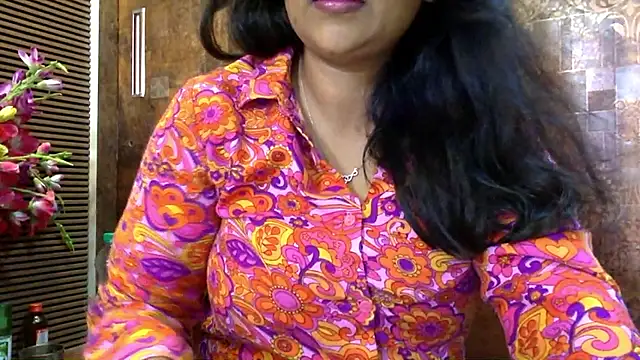 HaaniKaur online show from 02/23/26, 10:12