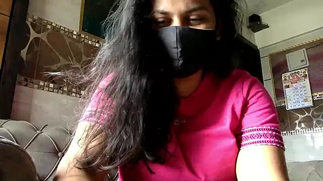 HaaniKaur online show from 04/18/26, 05:11