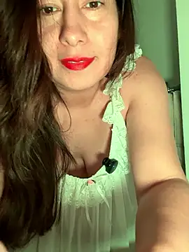 xLadyScarlettx online show from 01/13/26, 03:56