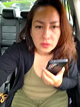 Snapshot of xLadyScarlettx chatting on 05/21/26, 08:38 xLadyScarlettx online show from 05/21/26, 08:38