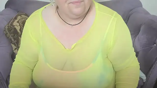 fashiona online show from 02/15/26, 12:51