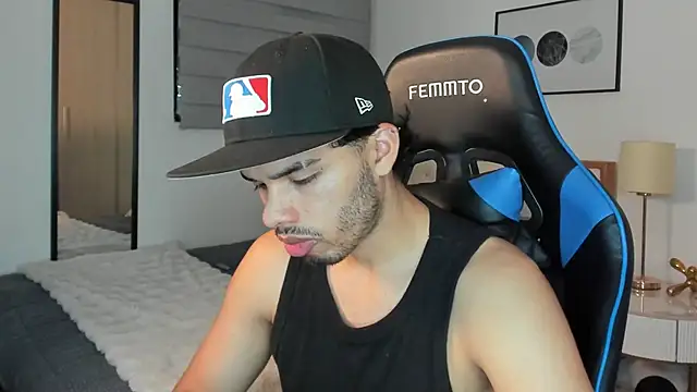 mateoleonee online show from 12/11/24, 09:01