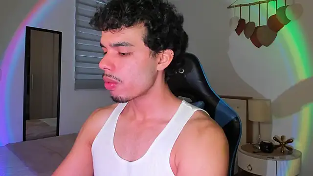 mateoleonee online show from 02/15/25, 08:01