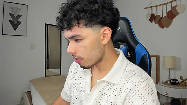 mateoleonee online show from 02/23/25, 12:41