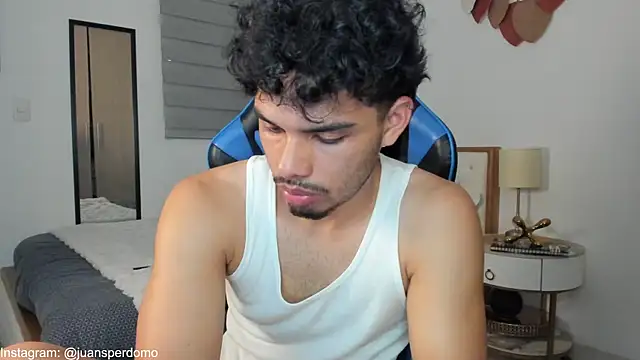 mateoleonee online show from 03/11/25, 03:37