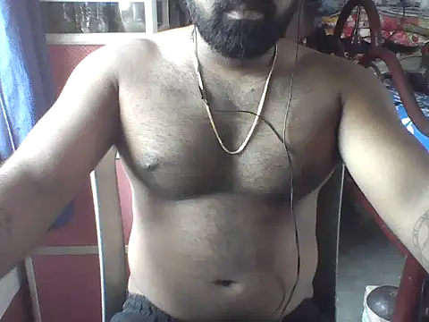 Snapshot of hot_to_handel chatting on 05/14/26, 07:37 hot to handel online show from 05/14/26, 07:37