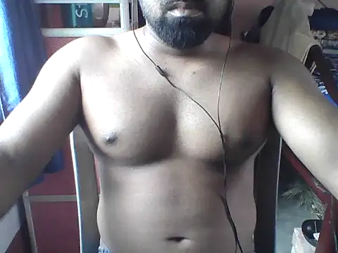Snapshot of hot_to_handel chatting on 05/20/26, 04:29 hot to handel online show from 05/20/26, 04:29
