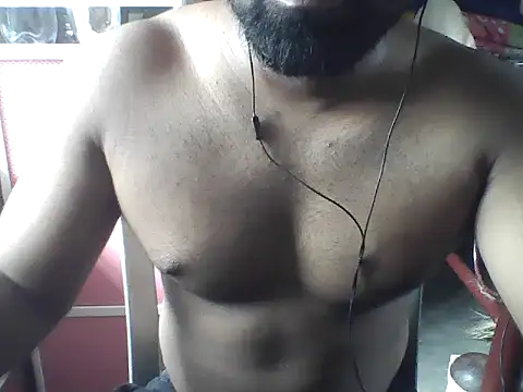 Snapshot of hot_to_handel chatting on 05/26/26, 04:30 hot to handel online show from 05/26/26, 04:30