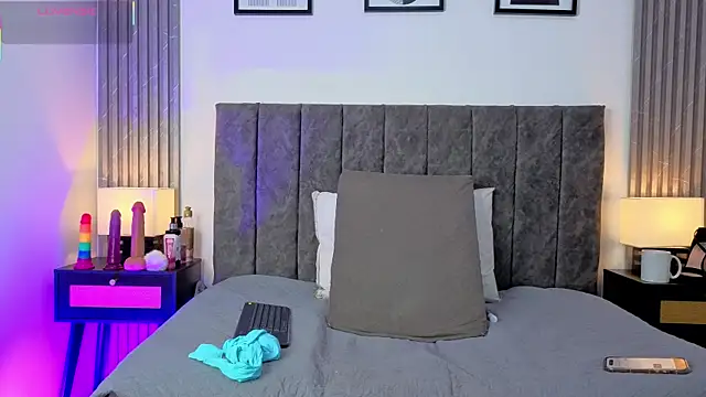 Ema Stone65 online show from 11/15/25, 09:32