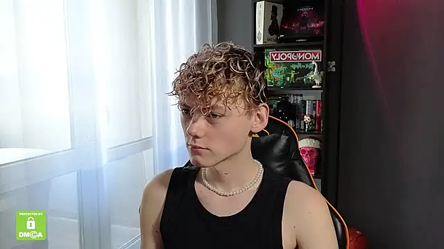 Keytaro online show from 10/10/25, 04:44