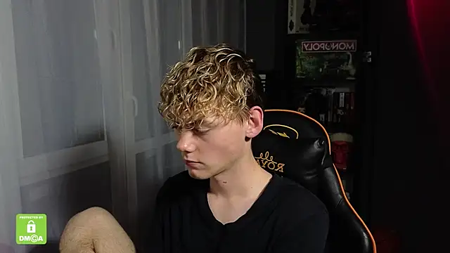 Keytaro online show from 10/12/25, 08:08