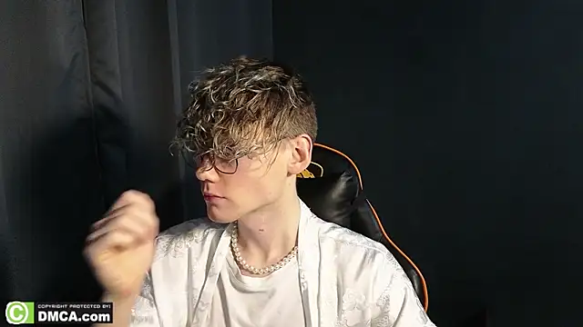 Keytaro online show from 02/04/26, 01:55