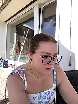 Snapshot of Fancy-Francy chatting on 05/28/26, 12:46 Fancy-Francy online show from 05/28/26, 12:46