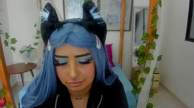 lussyevans24 online show from 02/22/25, 06:17