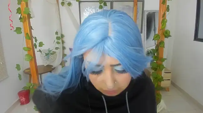 lussyevans24 online show from 02/24/25, 04:16