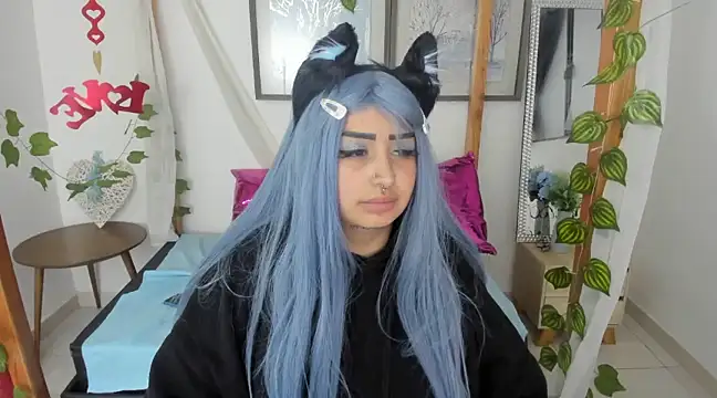 lussyevans24 online show from 03/10/25, 10:37