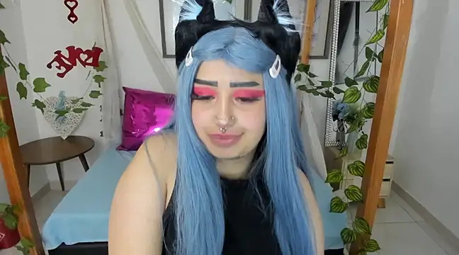 lussyevans24 online show from 03/11/25, 07:15