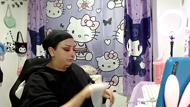 lussyevans24 online show from 11/26/25, 05:52