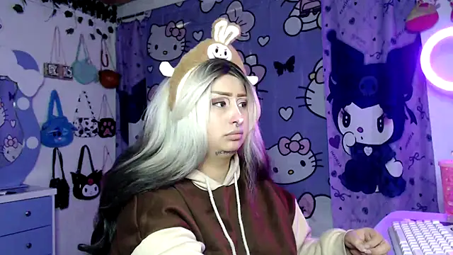 lussyevans24 online show from 11/30/25, 04:49