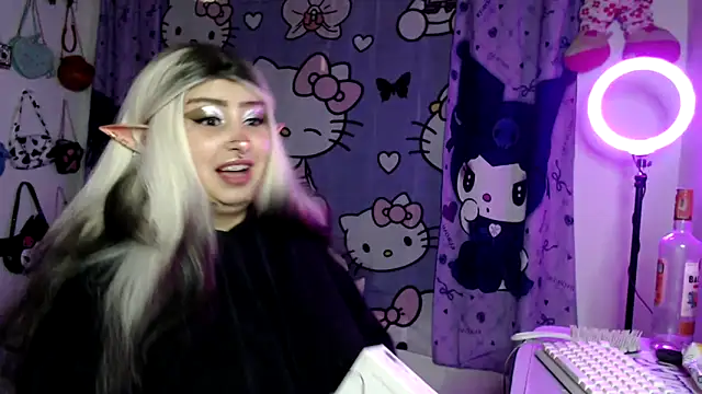 lussyevans24 online show from 02/05/26, 07:13