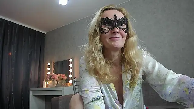 angelica marquise online show from 12/25/24, 06:41