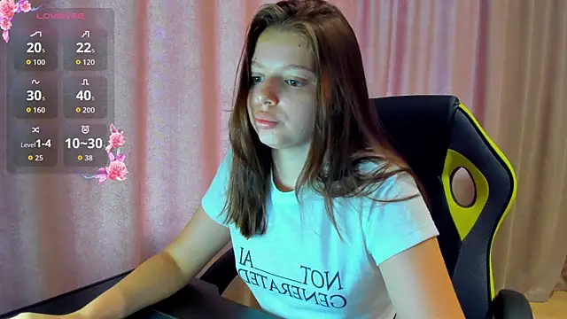 Snapshot of Nicky_Rosee chatting on 07/13/26, 01:52 Nicky Rosee online show from 07/13/26, 01:52