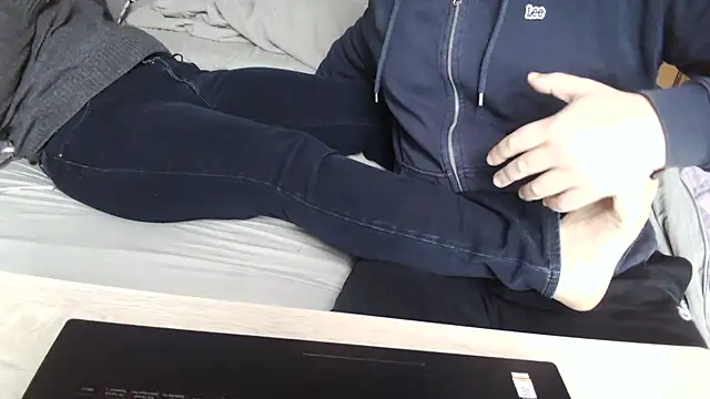 margotgra82 online show from 03/13/25, 08:26