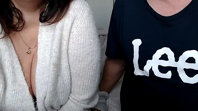 margotgra82 online show from 10/10/25, 01:43