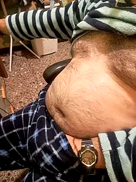 Snapshot of Escondido52 chatting on 12/13/24, 08:58 Escondido52 online show from 12/13/24, 08:58