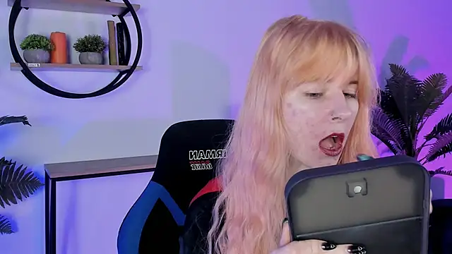 LexiWenford online show from 03/05/25, 03:08