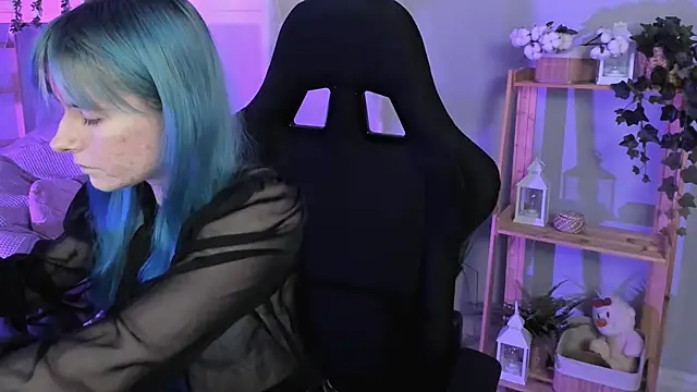 LexiWenford online show from 10/01/25, 03:34