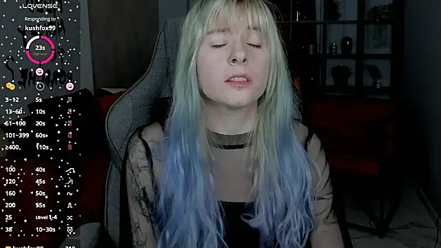 LexiWenford online show from 11/24/25, 03:39