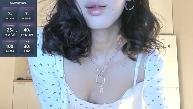 fairy di online show from 02/08/25, 09:15