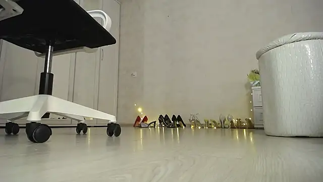 Devil Goddess online show from 01/15/25, 03:18