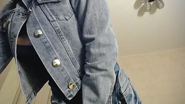 Devil Goddess online show from 01/19/25, 10:49